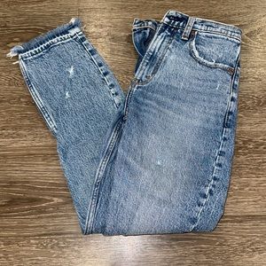 Abercrombie and Fitch The Mom High Rise Jeans